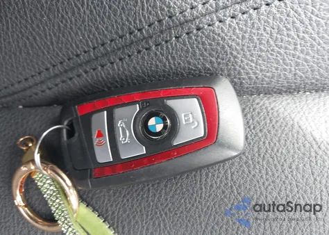 2018 BMW 330I z USA, uszkodzony, nr VIN WBA8B9G54JNU98496